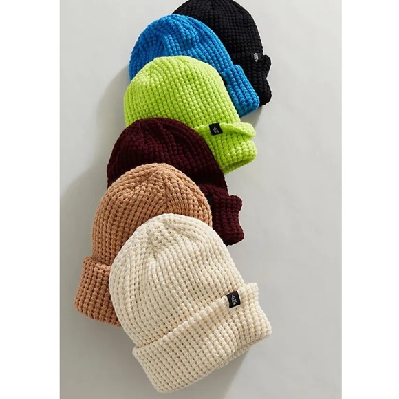 Free People Movement Cool Down Beanie in Lime NWOT - Picture 2 of 5